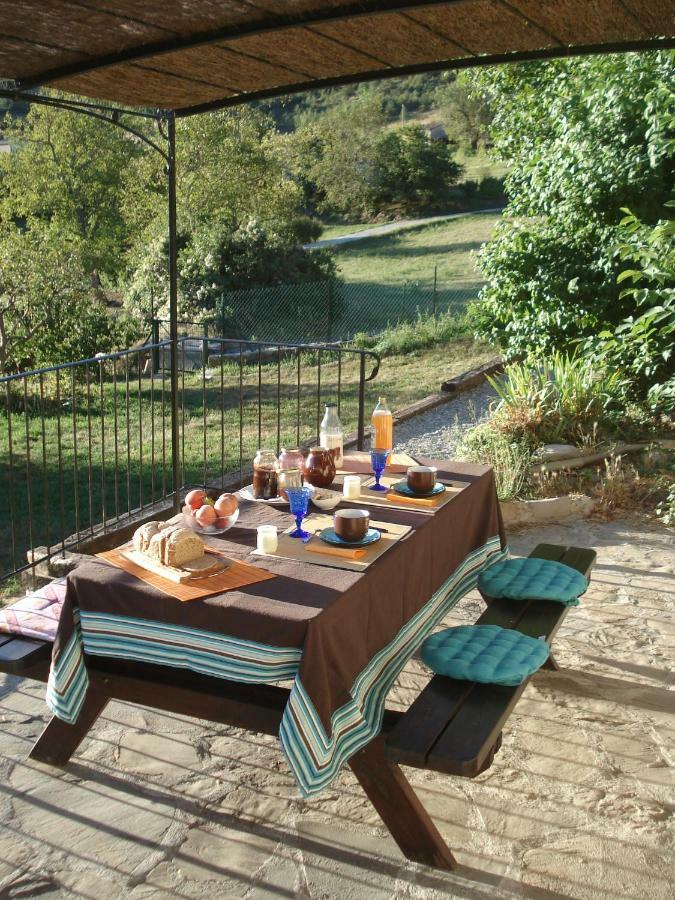Chambres D'Hotes - La Maison De Julie อ็องเทรอโวซ์ ภายนอก รูปภาพ